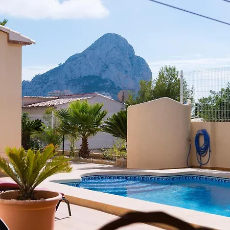Amelia - Plusholidays * Ifach